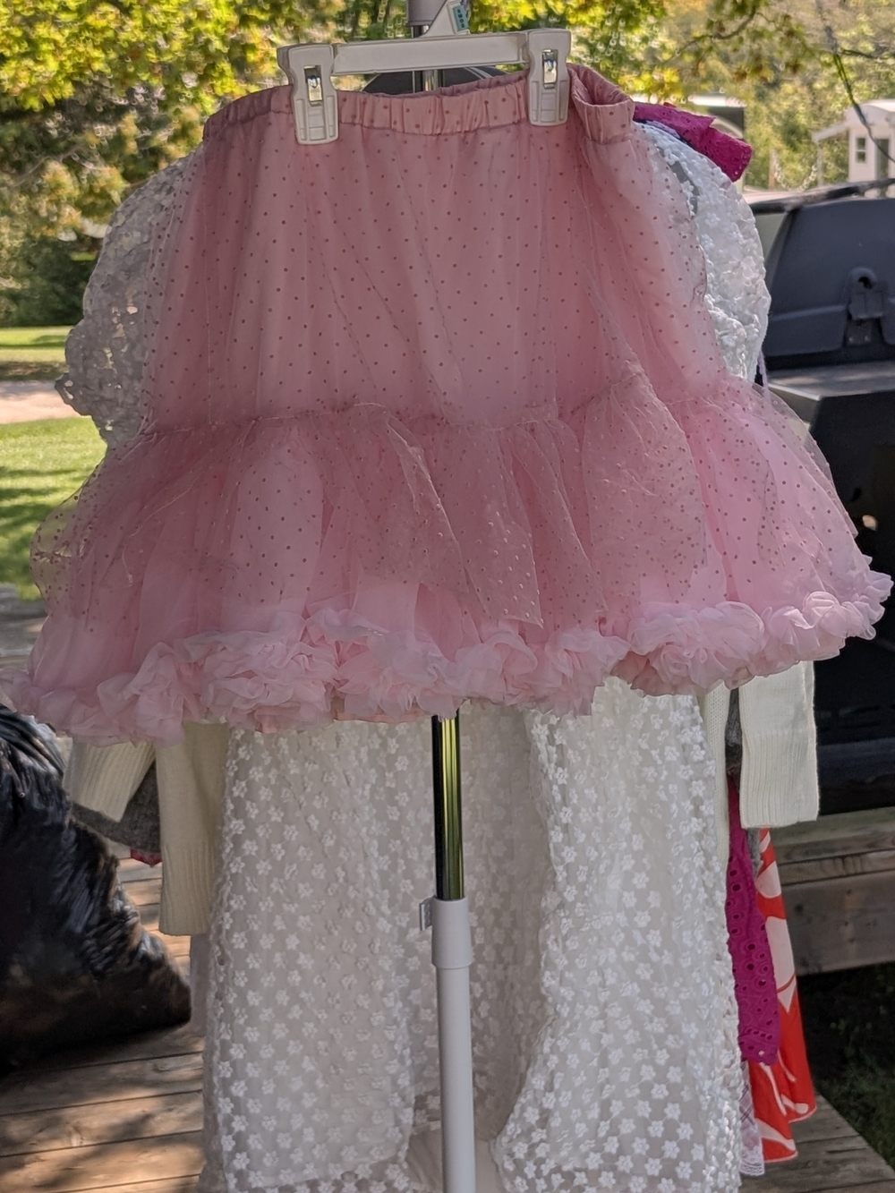 SHEIN Pink Layered Tulle Mini Skirt with Bow - Picture 2 of 5